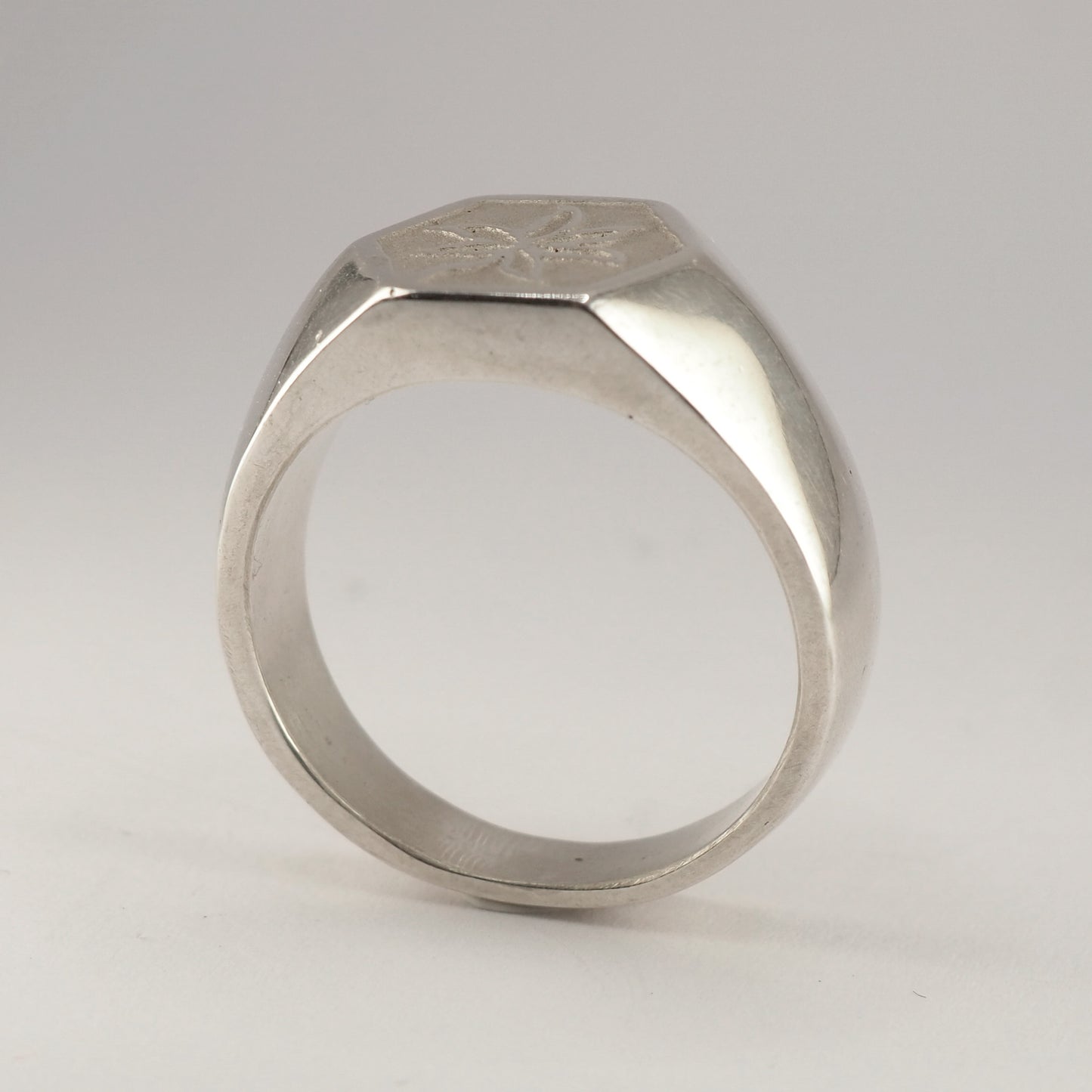 Flower Signet Ring